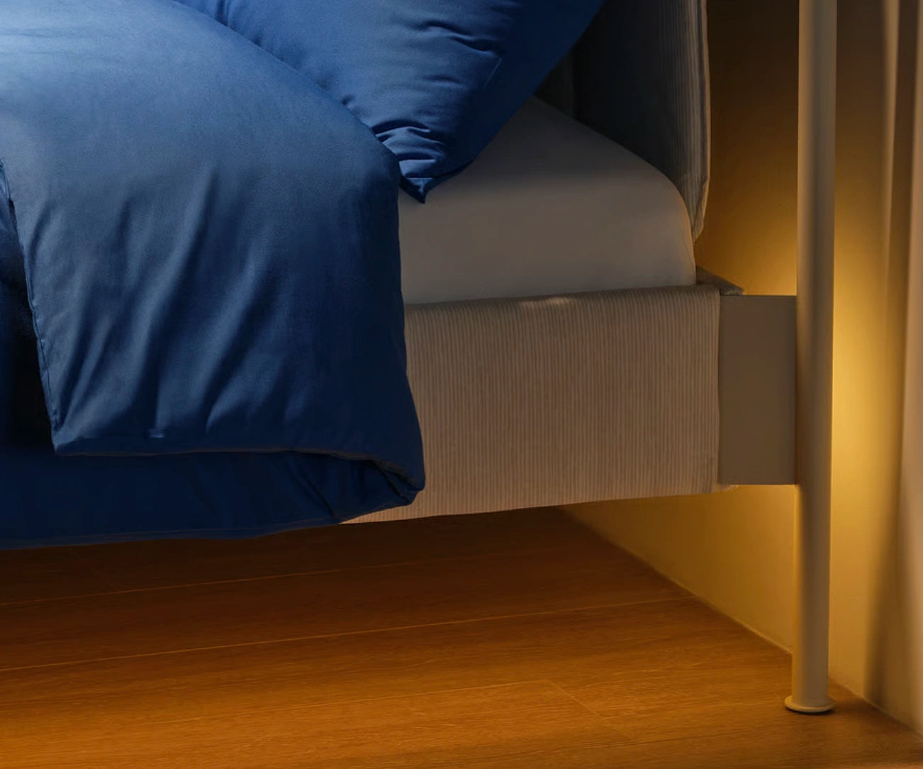 RGB LED-ljusremsa – självhäftande och klippbar – stämningsbelysning för vardagsrum och kök