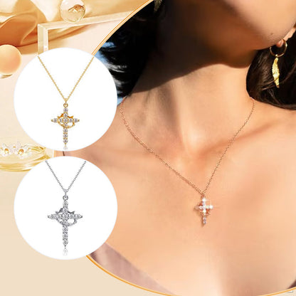 Ketting 'Forever Cross & Crown' met Moissanite